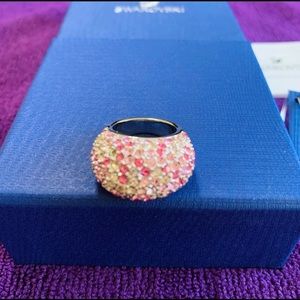Swarovski pink ring💕